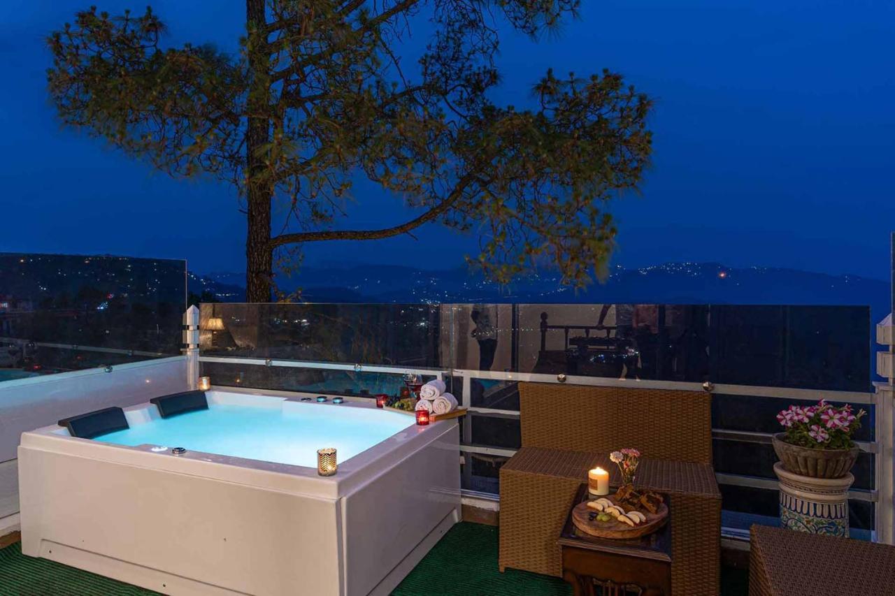 Stayvista At Bellevue With Outdoor Jacuzzi 卡绍利 外观 照片