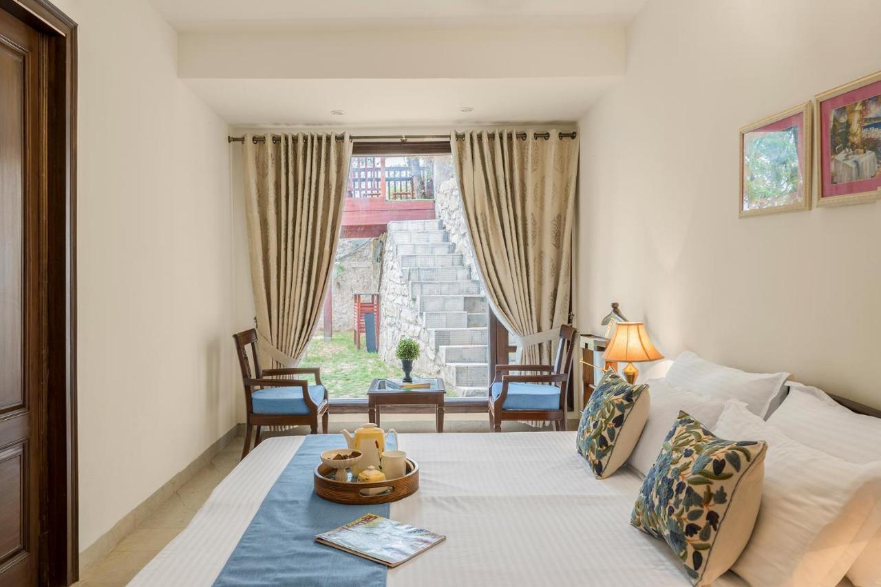 Stayvista At Bellevue With Outdoor Jacuzzi 卡绍利 外观 照片