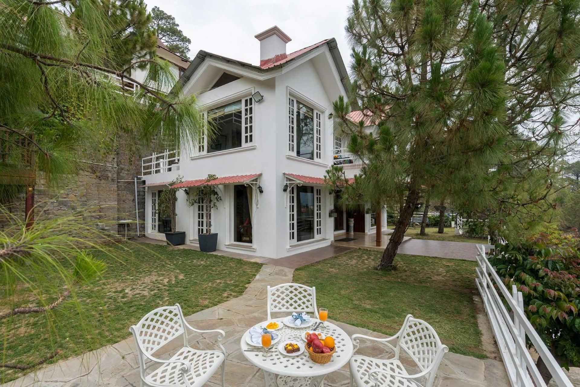 Stayvista At Bellevue With Outdoor Jacuzzi 卡绍利 外观 照片