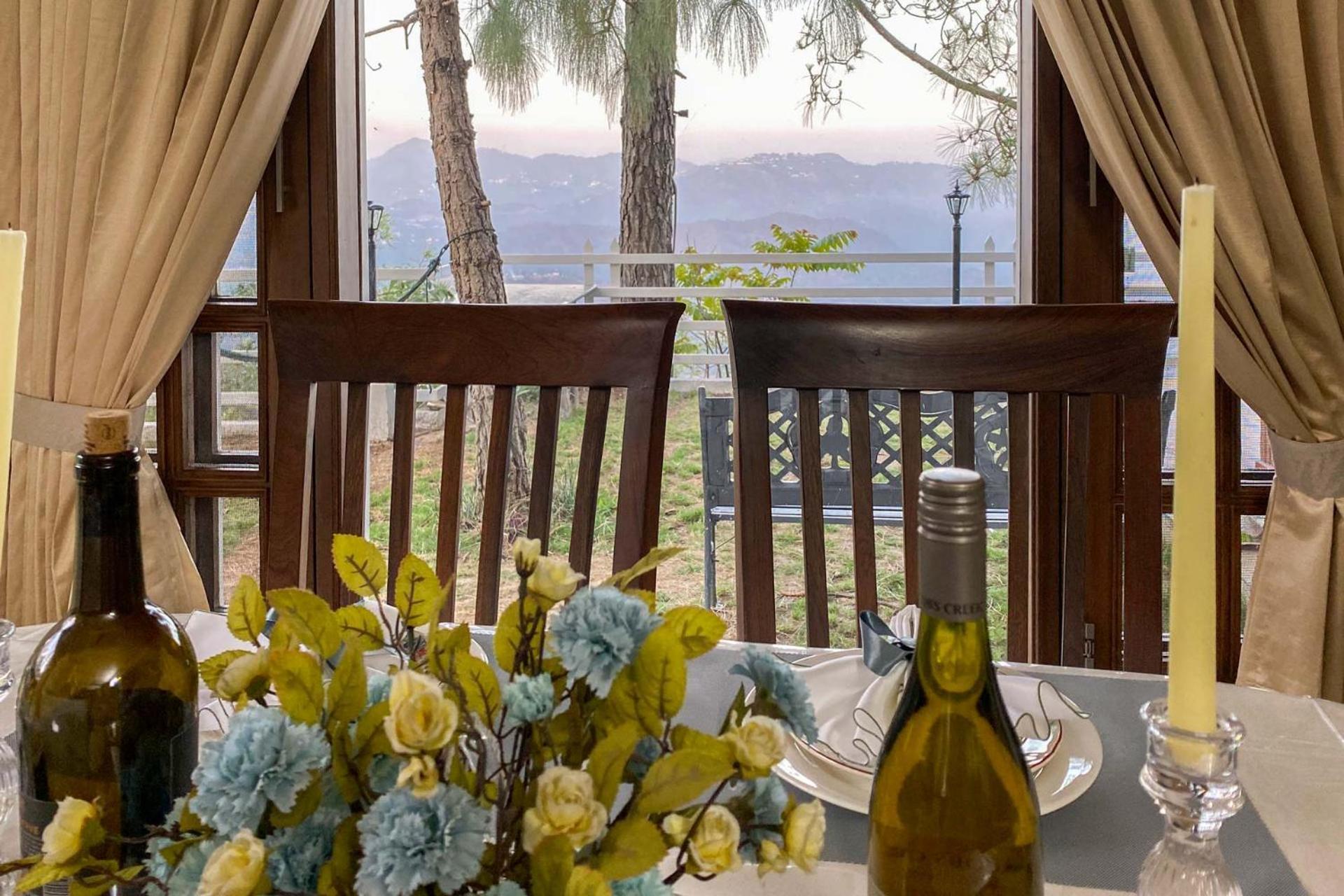 Stayvista At Bellevue With Outdoor Jacuzzi 卡绍利 外观 照片